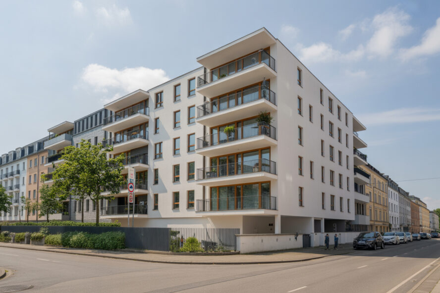 freepik__english-prompt-32-jpg-modern-apartment-building-in__39484-e1772630616412